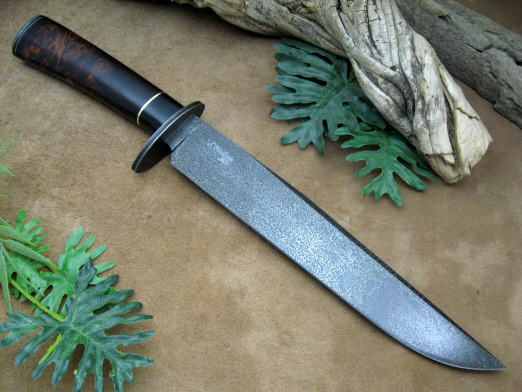 Custom Handmade High Carbon Steel Blade Dragon Tooth Bowie 22-Inch Hunting Sword